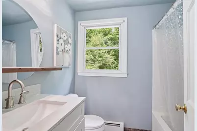7 Hampshire Drive, Derry, NH 03038 - Photo 31
