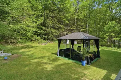 7 Hampshire Drive, Derry, NH 03038 - Photo 41