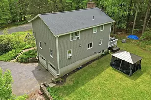 7 Hampshire Dr, Derry, NH 03038 - Photo 49