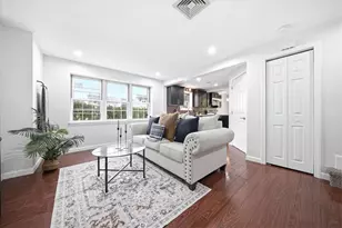 107 Franklin St Ext, Derry, NH 03038 - Photo 5