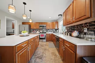 5 Monarch Ct, Hudson, NH 03051 - Photo 25