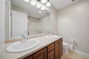 5 Monarch Ct, Hudson, NH 03051 - Photo 33