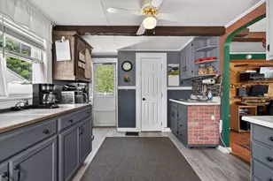 134 Ash St, Nashua, NH 03060 - Photo 9