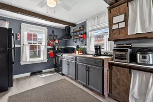 134 Ash St, Nashua, NH 03060 - Photo 7