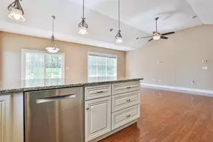 9 Black Forest Cir, Londonderry, NH 03053 - Photo 11