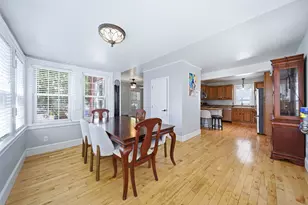285 Thornton St, Manchester, NH 03102 - Photo 3