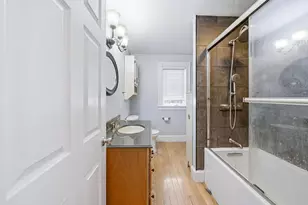 285 Thornton St, Manchester, NH 03102 - Photo 21