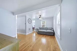 285 Thornton St, Manchester, NH 03102 - Photo 15