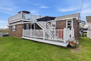 83 Church St, Hampton, NH 03842 - Photo 5