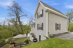 20 Prospect St, Hillsboro, NH 03244 - Photo 45