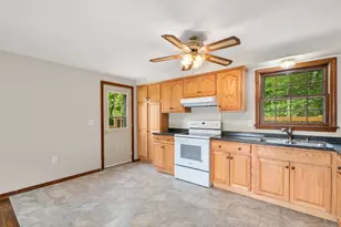 87 Belmont Dr, Merrimack, NH 03054 - Photo 7