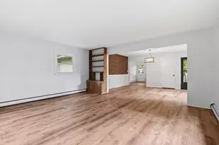85 Whitney Ave, Manchester, NH 03104 - Photo 17