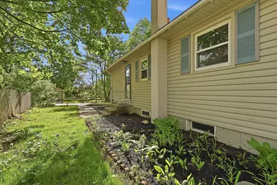 85 Whitney Avenue, Manchester, NH 03104 - Photo 45