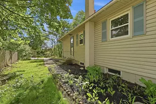 85 Whitney Ave, Manchester, NH 03104 - Photo 45