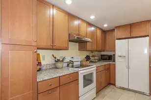 196B Norfolk St, Manchester, NH 03103 - Photo 13