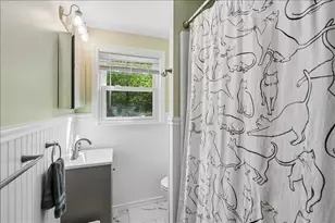 14 Maplewood Dr, Londonderry, NH 03053 - Photo 29