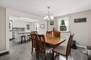 14 Maplewood Dr, Londonderry, NH 03053 - Photo 15