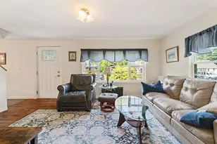 36 Wilson Rd, Portsmouth, NH 03801 - Photo 17