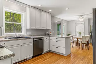 137 Ash Swamp Rd, Newmarket, NH 03857 - Photo 11