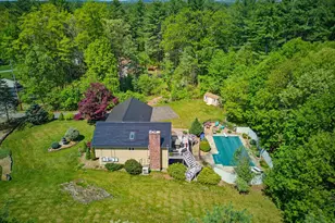 54 Schaefer Cir, Hudson, NH 03051 - Photo 7