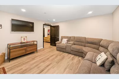 237 Stanton Street, Manchester, NH 03103 - Photo 37