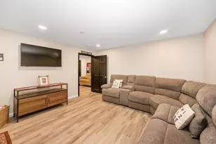 237 Stanton St, Manchester, NH 03103 - Photo 37