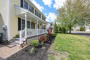 237 Stanton St, Manchester, NH 03103 - Photo 5