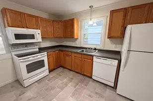 15 Woodbury Ln, Bedford, NH 03110 - Photo 9