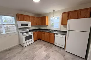 15 Woodbury Ln, Bedford, NH 03110 - Photo 5