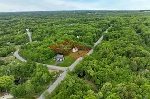 25 Penacook Rd, Sandown, NH 03873 - Photo 31