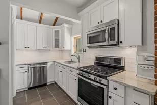 22 Cottage St, Portsmouth, NH 03801 - Photo 19