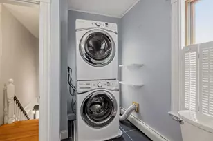 22 Cottage St, Portsmouth, NH 03801 - Photo 29