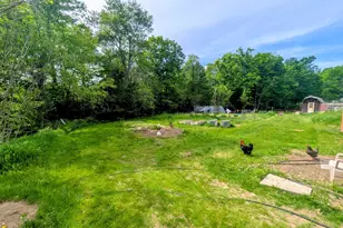40 Old Deerfield Rd, Candia, NH 03034 - Photo 45