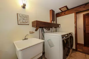 401 N Gate Rd, Manchester, NH 03104 - Photo 47