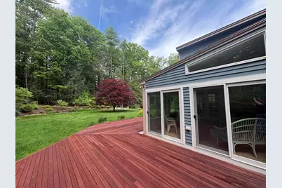 22 Deerwood Drive, Amherst, NH 03031 - Photo 7