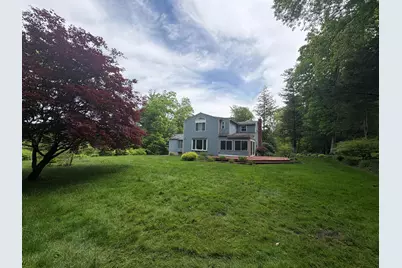 22 Deerwood Drive, Amherst, NH 03031 - Photo 9