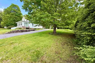 17 Dartmouth St, Claremont, NH 03743 - Photo 3