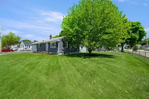 18 Harvard St, Rochester, NH 03867 - Photo 3