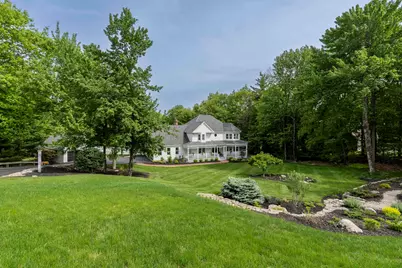 47 Hawk Drive, Bedford, NH 03104 - Photo 3