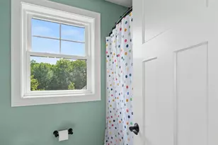 7 Valerie Ln, Derry, NH 03038 - Photo 35