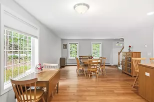 36 Church St, Deerfield, NH 03037 - Photo 9