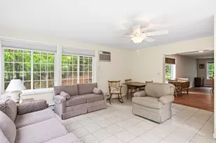 36 Church St, Deerfield, NH 03037 - Photo 15