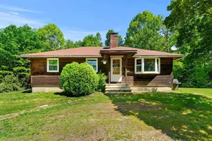 9 Bridle Rd, Antrim, NH 03440 - Photo 1