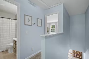 1029 S Mammoth Rd, Manchester, NH 03109 - Photo 13