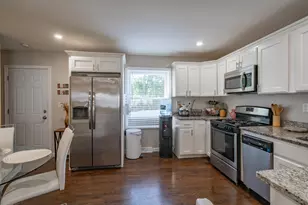52 Watson St, Nashua, NH 03064 - Photo 5