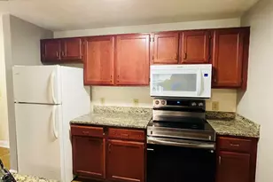 40 Eastern Ave, Manchester, NH 03104 - Photo 13