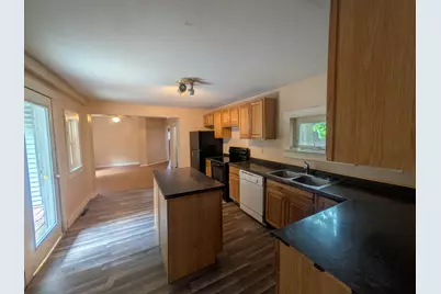 14 Fern Street, Claremont, NH 03743 - Photo 5