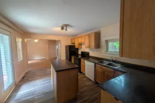 14 Fern St, Claremont, NH 03743 - Photo 5