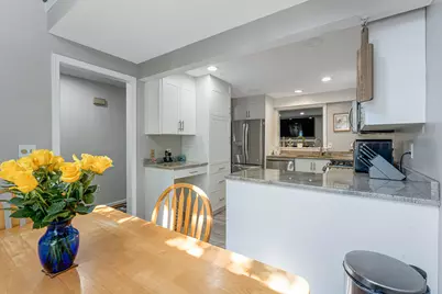 353 Winding Pond Road, Londonderry, NH 03053 - Photo 5