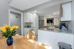 353 Winding Pond Rd, Londonderry, NH 03053 - Photo 5